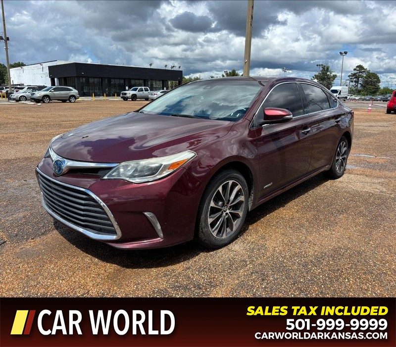 Toyota Avalon Vehicle Full-screen Gallery Image 9