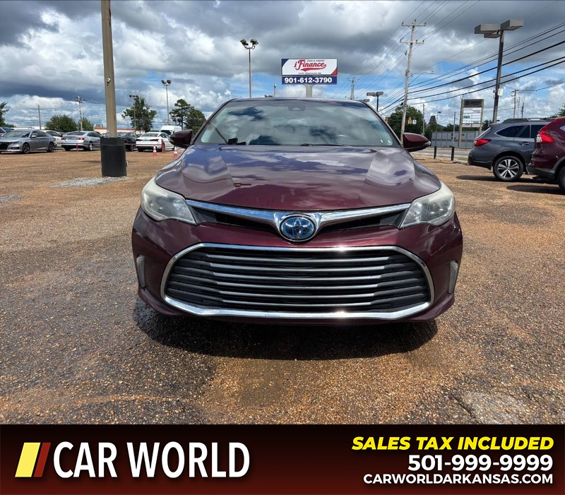 Toyota Avalon Vehicle Full-screen Gallery Image 10