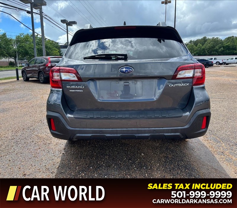Subaru Outback Vehicle Full-screen Gallery Image 4