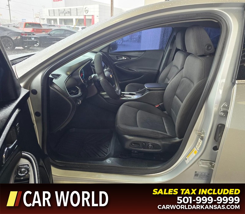Chevrolet Malibu Vehicle Full-screen Gallery Image 8