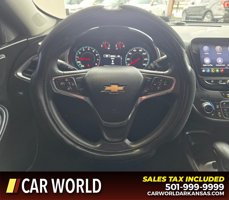 Chevrolet Malibu Vehicle Full-screen Gallery Image 15