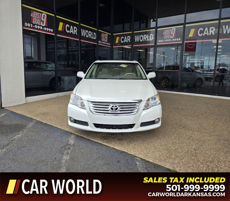 Toyota Avalon Vehicle Full-screen Gallery Image 2