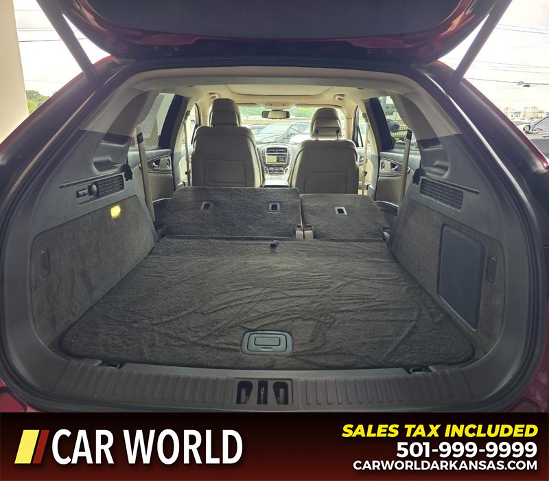 Lincoln MKX Vehicle Full-screen Gallery Image 15