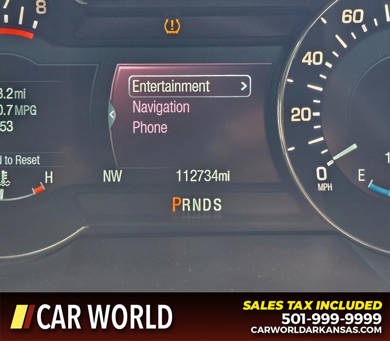Lincoln MKX Vehicle Full-screen Gallery Image 17
