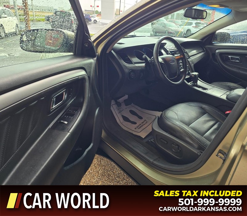 Ford Taurus Vehicle Full-screen Gallery Image 8