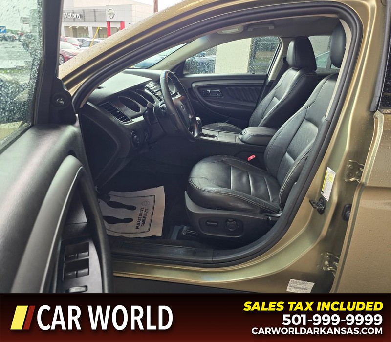 Ford Taurus Vehicle Full-screen Gallery Image 9