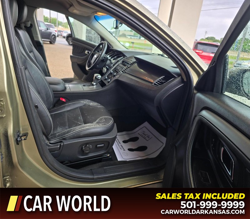 Ford Taurus Vehicle Full-screen Gallery Image 12