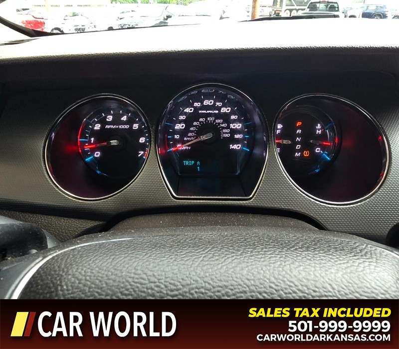 Ford Taurus Vehicle Full-screen Gallery Image 18