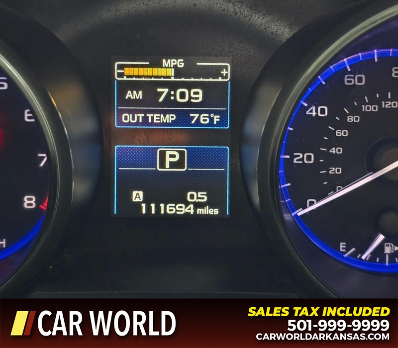 Subaru Legacy Vehicle Full-screen Gallery Image 16
