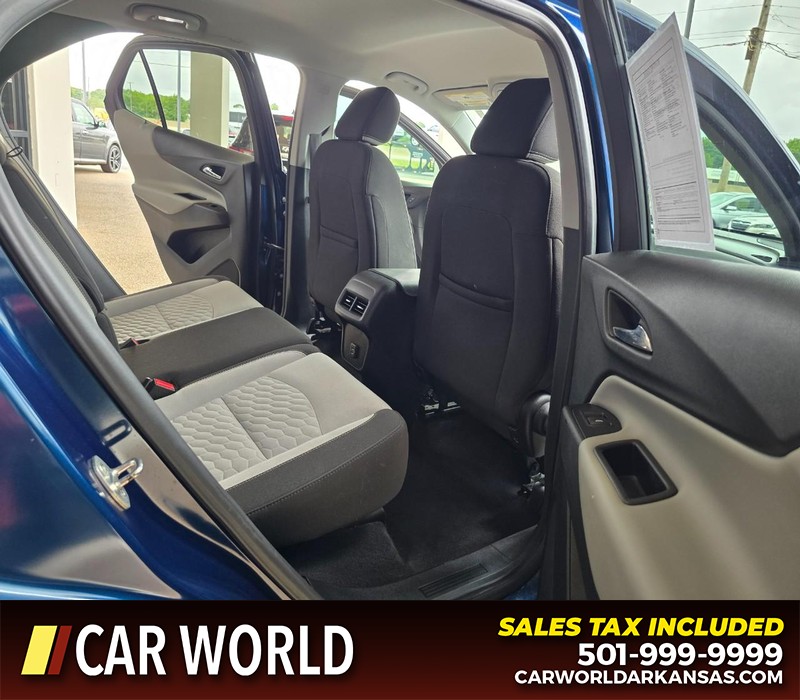 Chevrolet Equinox Vehicle Full-screen Gallery Image 12