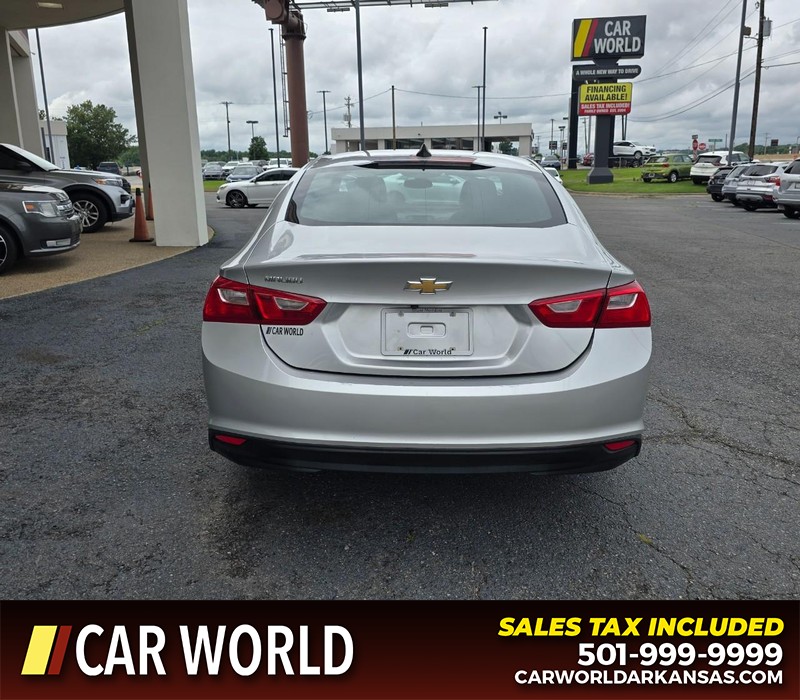 Chevrolet Malibu Vehicle Full-screen Gallery Image 5
