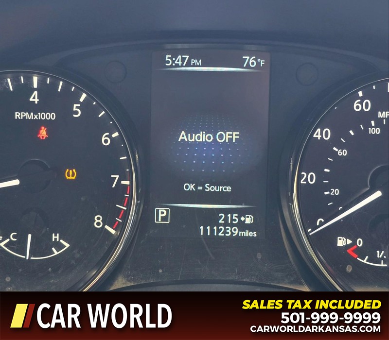 Nissan Rogue Vehicle Full-screen Gallery Image 16