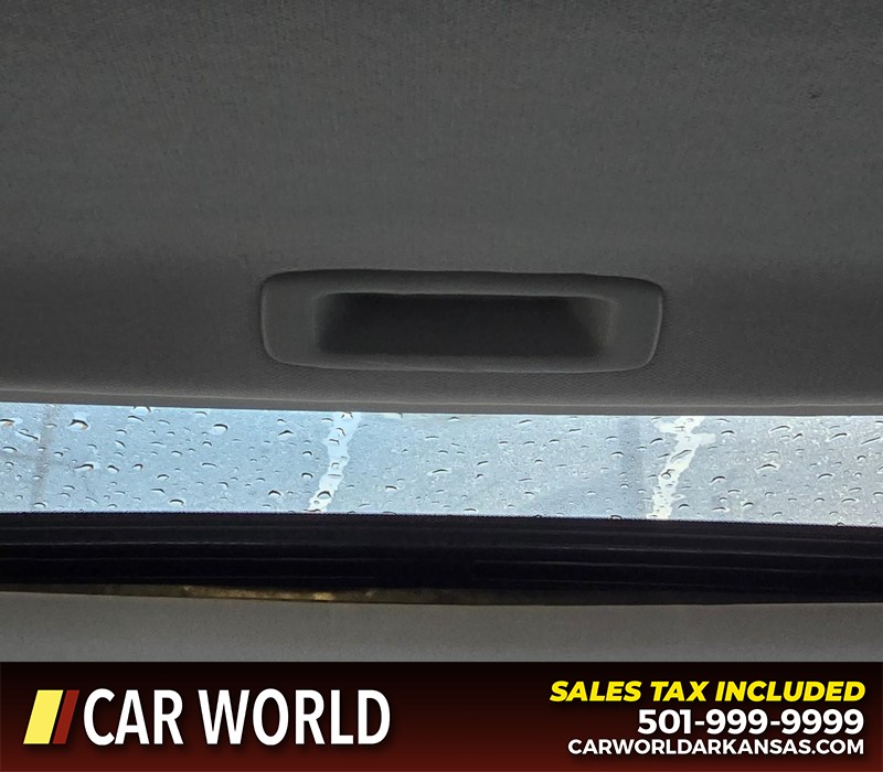 Acura TLX Vehicle Full-screen Gallery Image 18