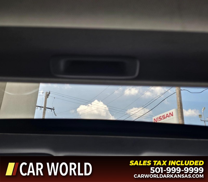 Honda Accord Sedan Vehicle Full-screen Gallery Image 19