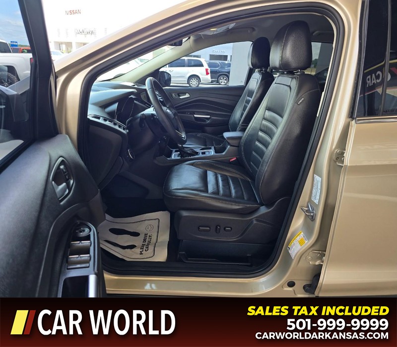Ford Escape Vehicle Full-screen Gallery Image 8