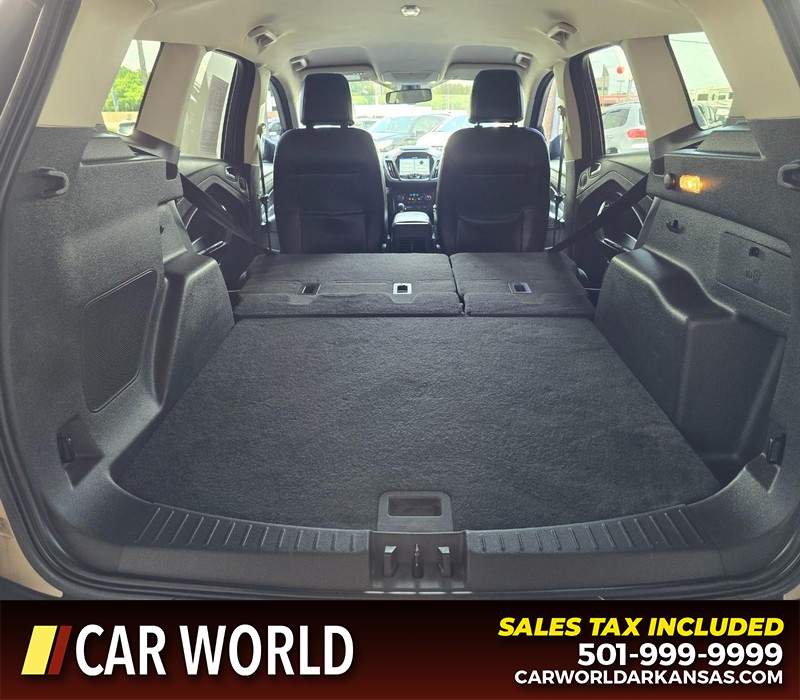 Ford Escape Vehicle Full-screen Gallery Image 14