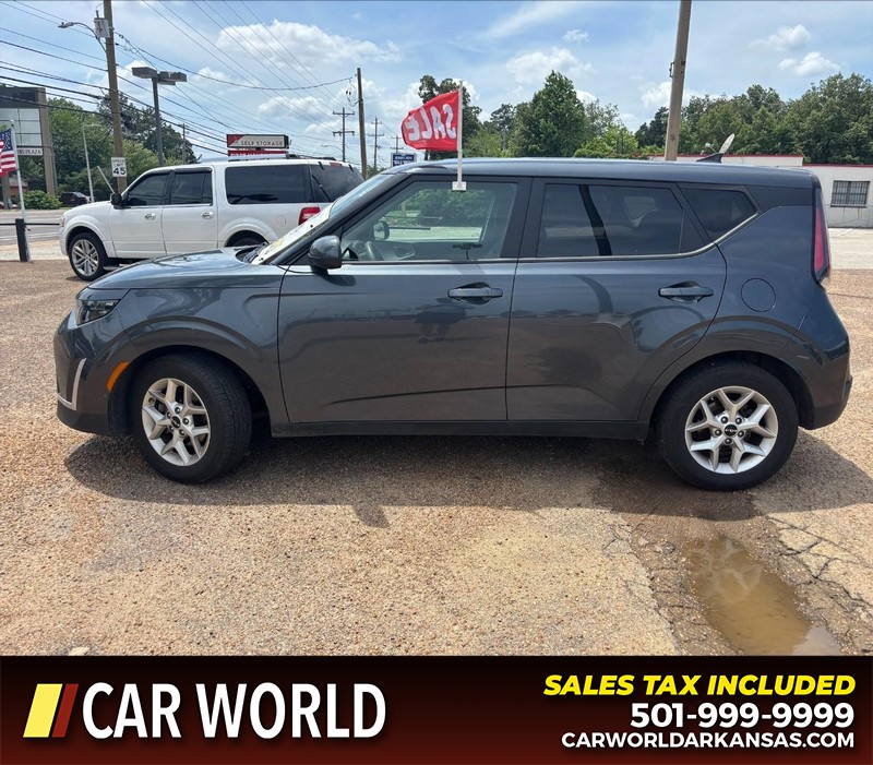 Kia Soul Vehicle Full-screen Gallery Image 8
