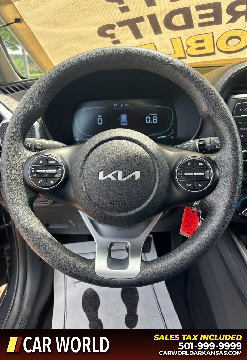Kia Soul Vehicle Full-screen Gallery Image 19