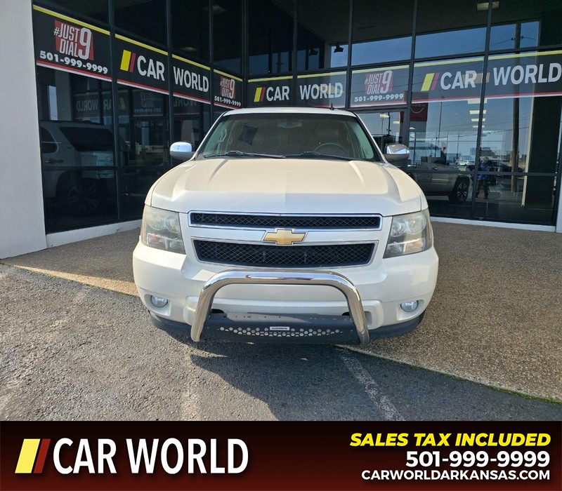 Chevrolet Tahoe Vehicle Full-screen Gallery Image 2