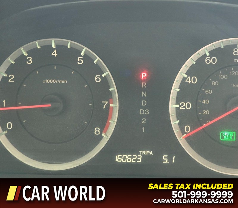 Honda Accord Sedan Vehicle Full-screen Gallery Image 16