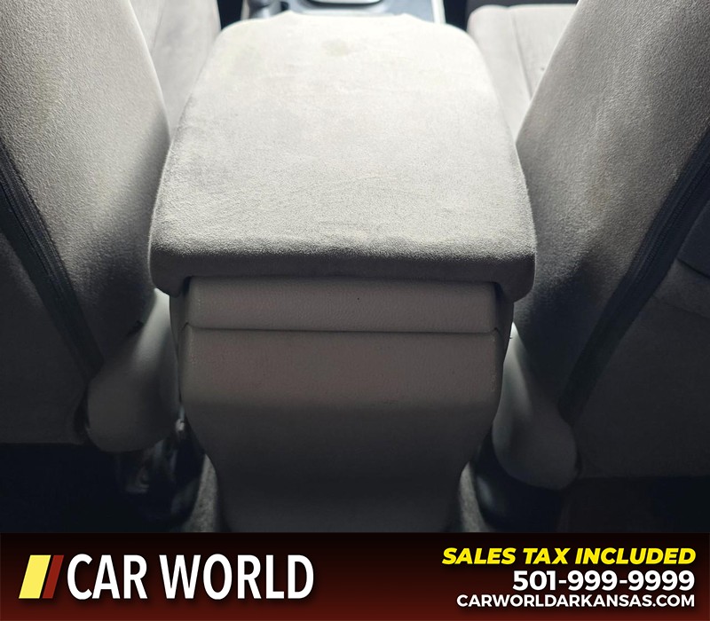Honda Accord Sedan Vehicle Full-screen Gallery Image 19