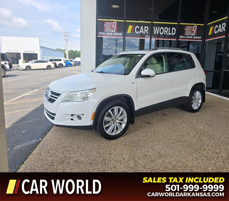 Volkswagen Tiguan Vehicle Full-screen Gallery Image 3