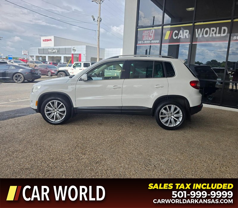 Volkswagen Tiguan Vehicle Full-screen Gallery Image 4