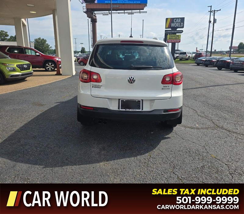 Volkswagen Tiguan Vehicle Full-screen Gallery Image 5