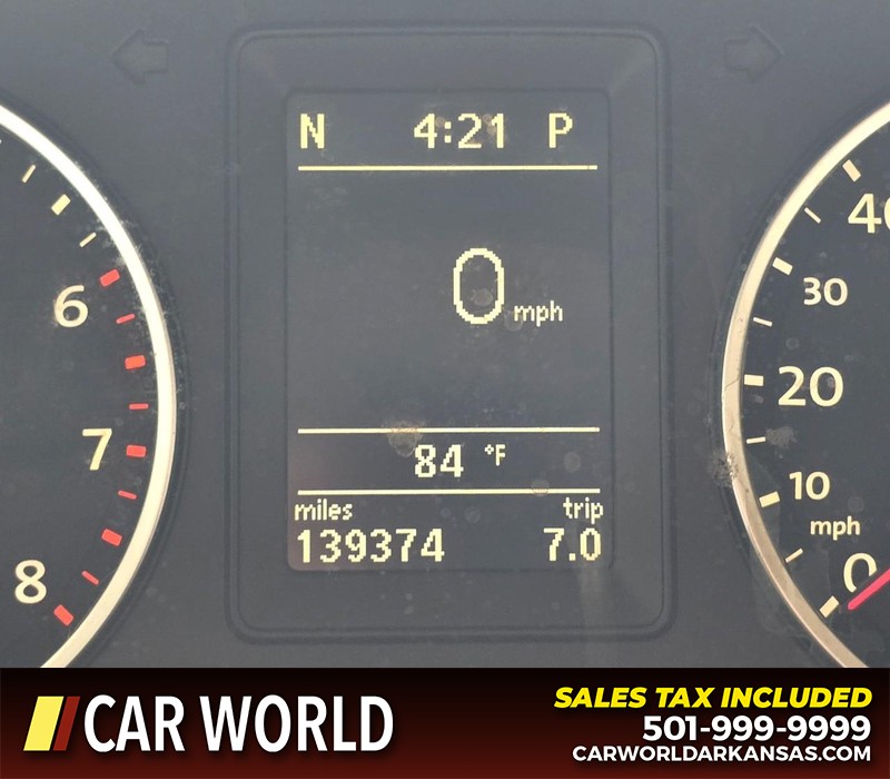 Volkswagen Tiguan Vehicle Full-screen Gallery Image 15