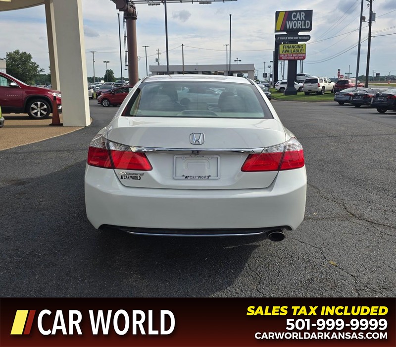 Honda Accord Sedan Vehicle Full-screen Gallery Image 5