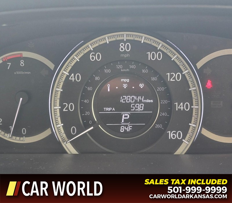 Honda Accord Sedan Vehicle Full-screen Gallery Image 15