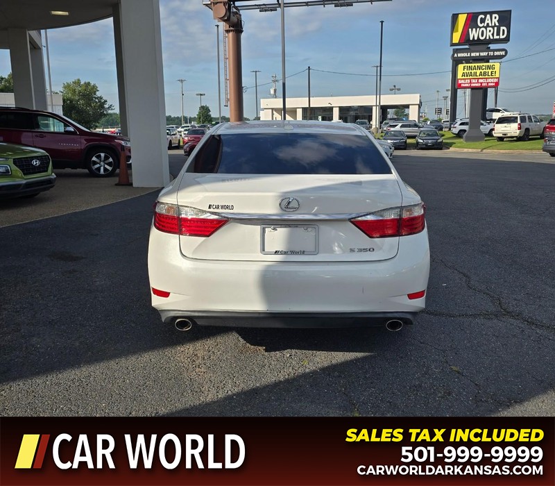 Lexus ES 350 Vehicle Full-screen Gallery Image 5
