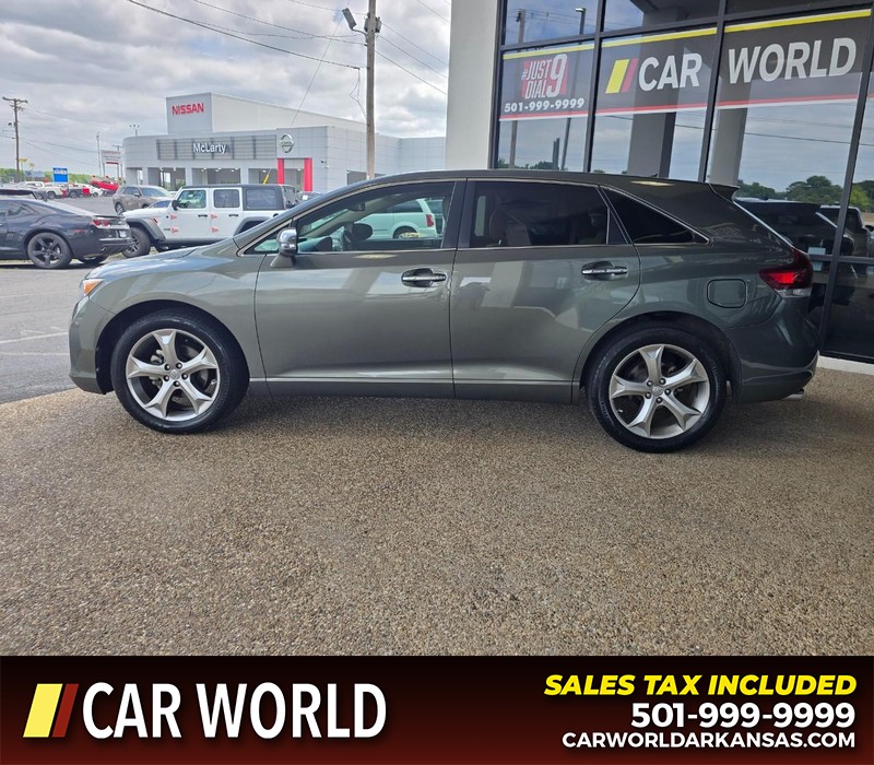 Toyota Venza Vehicle Full-screen Gallery Image 4