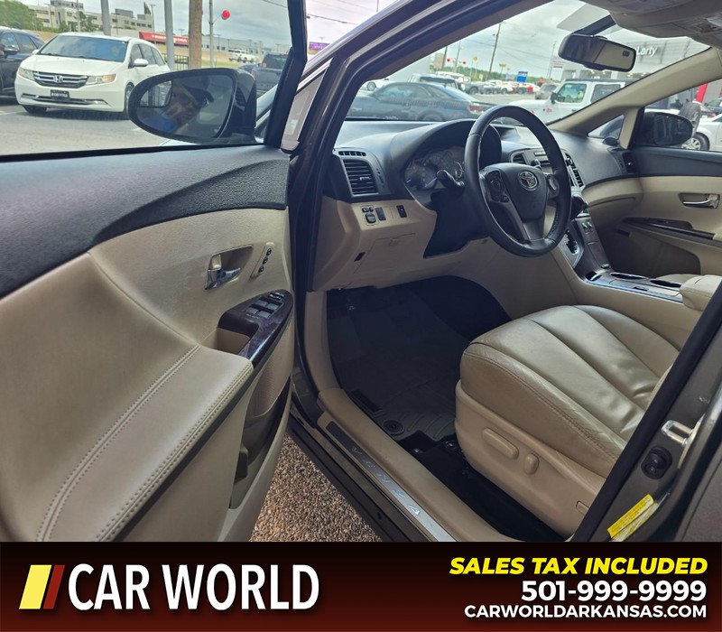 Toyota Venza Vehicle Full-screen Gallery Image 7