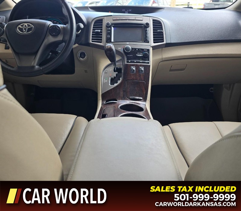 Toyota Venza Vehicle Full-screen Gallery Image 18