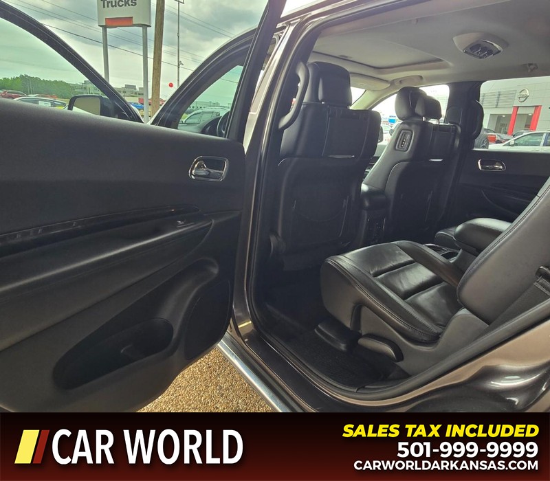 Dodge Durango Vehicle Full-screen Gallery Image 9