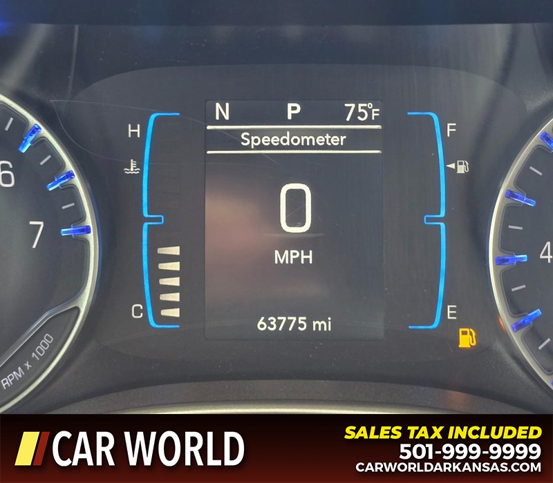Chrysler Pacifica Vehicle Full-screen Gallery Image 21