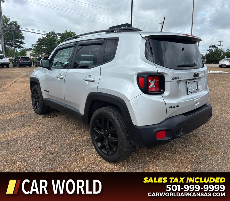 Jeep Renegade Vehicle Full-screen Gallery Image 7