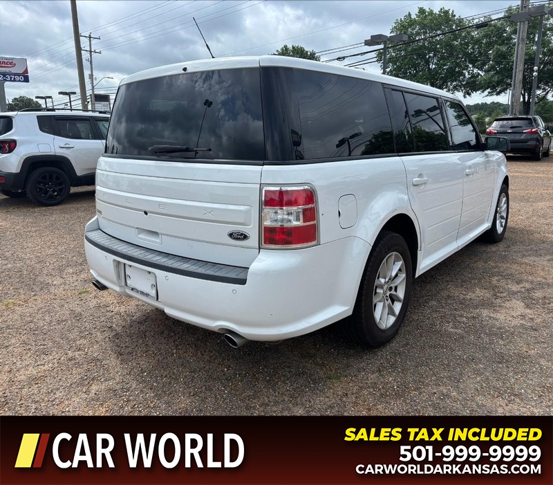 Ford Flex Vehicle Full-screen Gallery Image 3