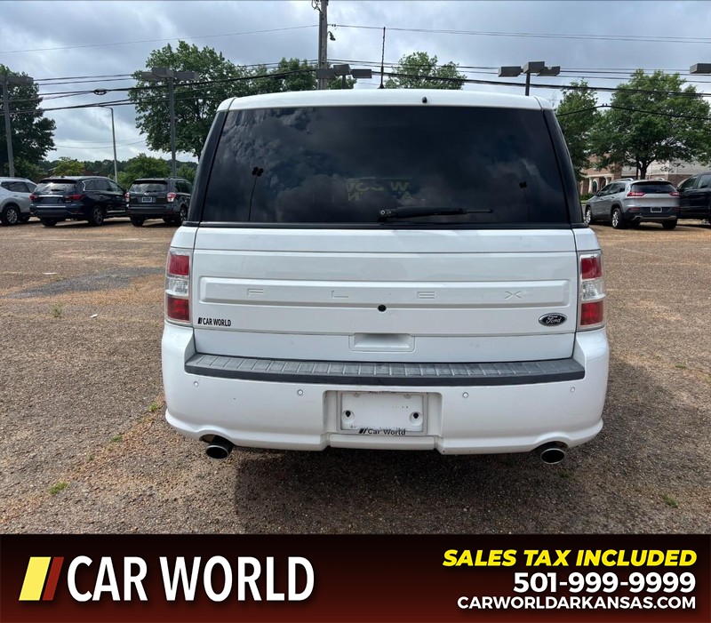Ford Flex Vehicle Full-screen Gallery Image 4