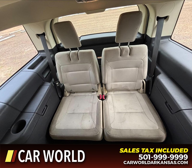 Ford Flex Vehicle Full-screen Gallery Image 16