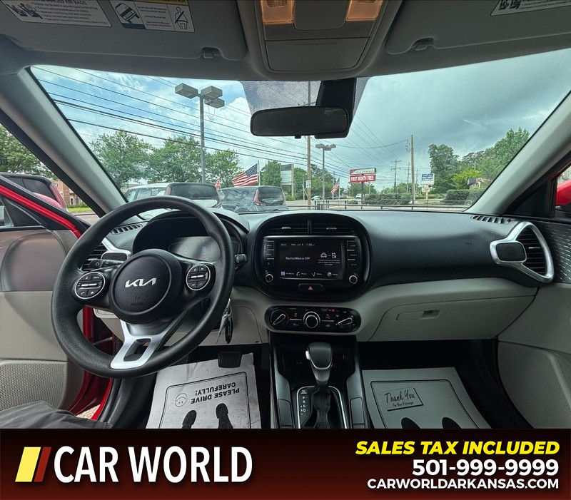 Kia Soul Vehicle Full-screen Gallery Image 14