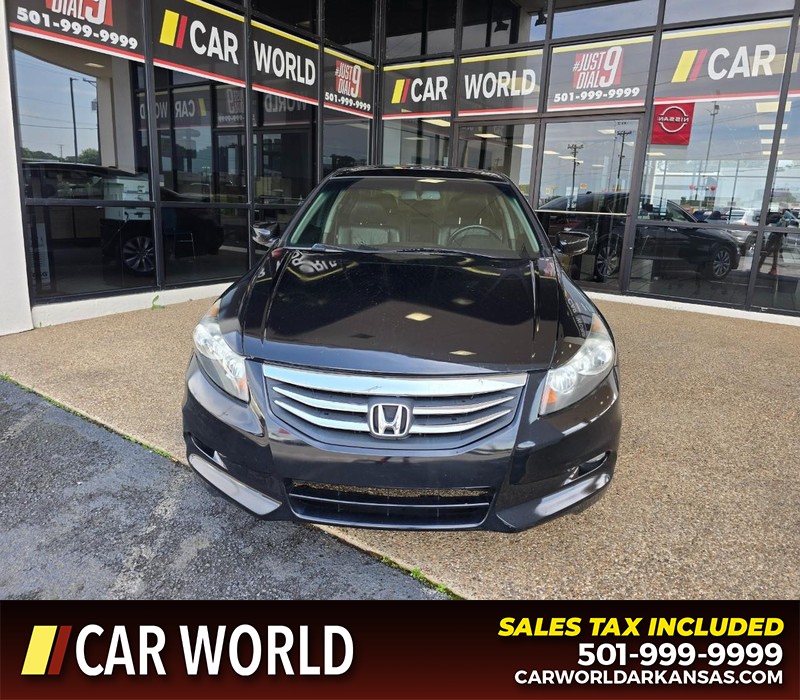 Honda Accord Sedan Vehicle Full-screen Gallery Image 2
