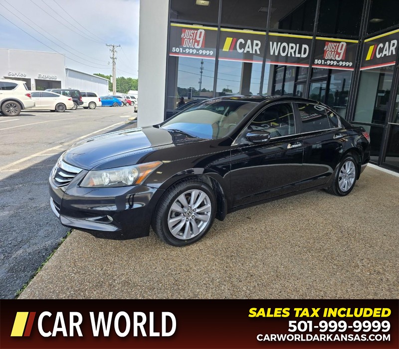 Honda Accord Sedan Vehicle Full-screen Gallery Image 3