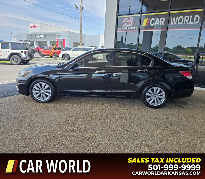 Honda Accord Sedan Vehicle Full-screen Gallery Image 4