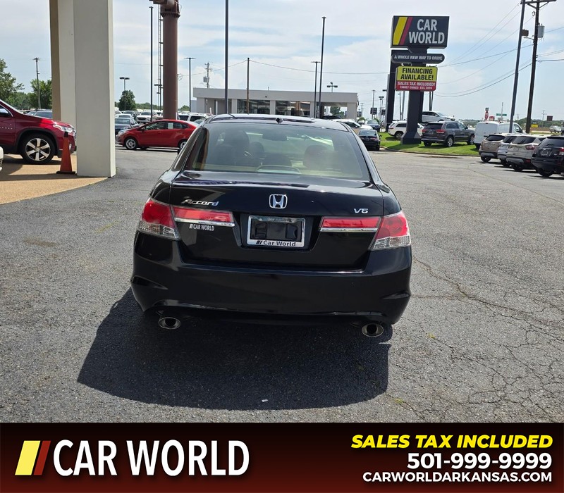 Honda Accord Sedan Vehicle Full-screen Gallery Image 5