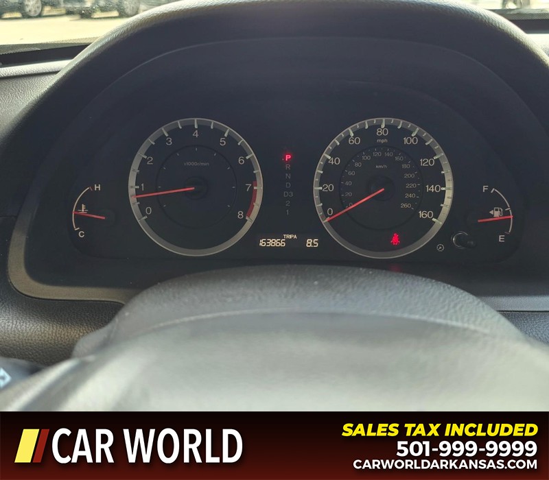 Honda Accord Sedan Vehicle Full-screen Gallery Image 16