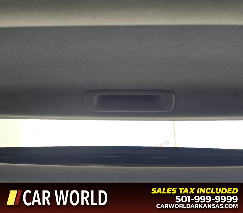 Acura TLX Vehicle Full-screen Gallery Image 18