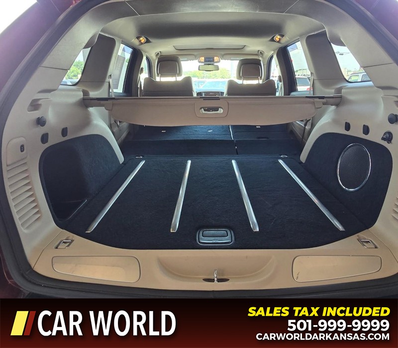 Jeep Grand Cherokee Vehicle Full-screen Gallery Image 15