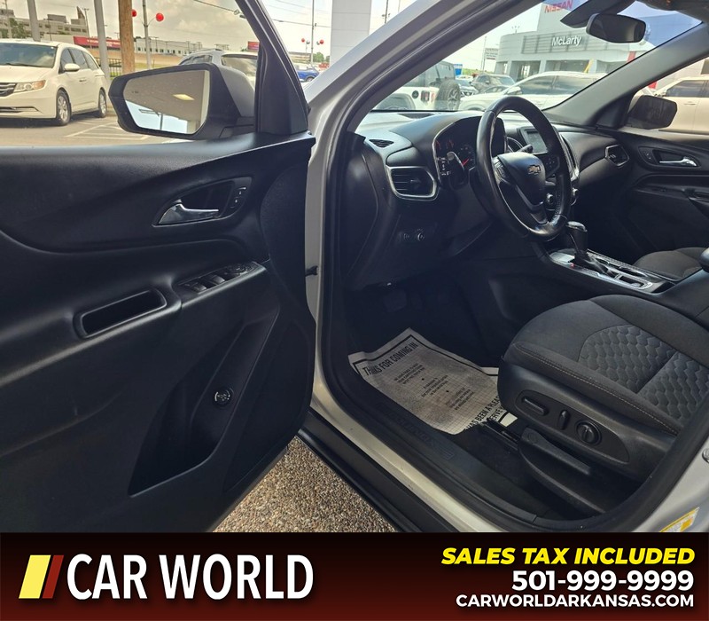 Chevrolet Equinox Vehicle Full-screen Gallery Image 7